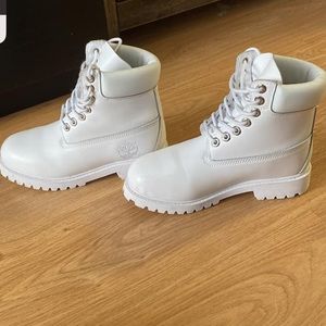 all white womans timberlands